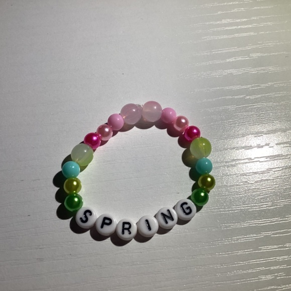 Seasons themed bracelets - Picture 3 of 9